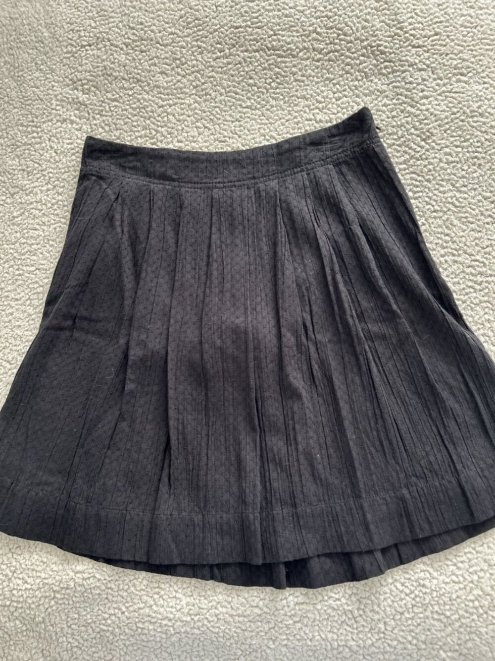 LOFT Pleated Patterned Gauzy Cotton A-Line Short Skirt Black Fully Lined Size 2